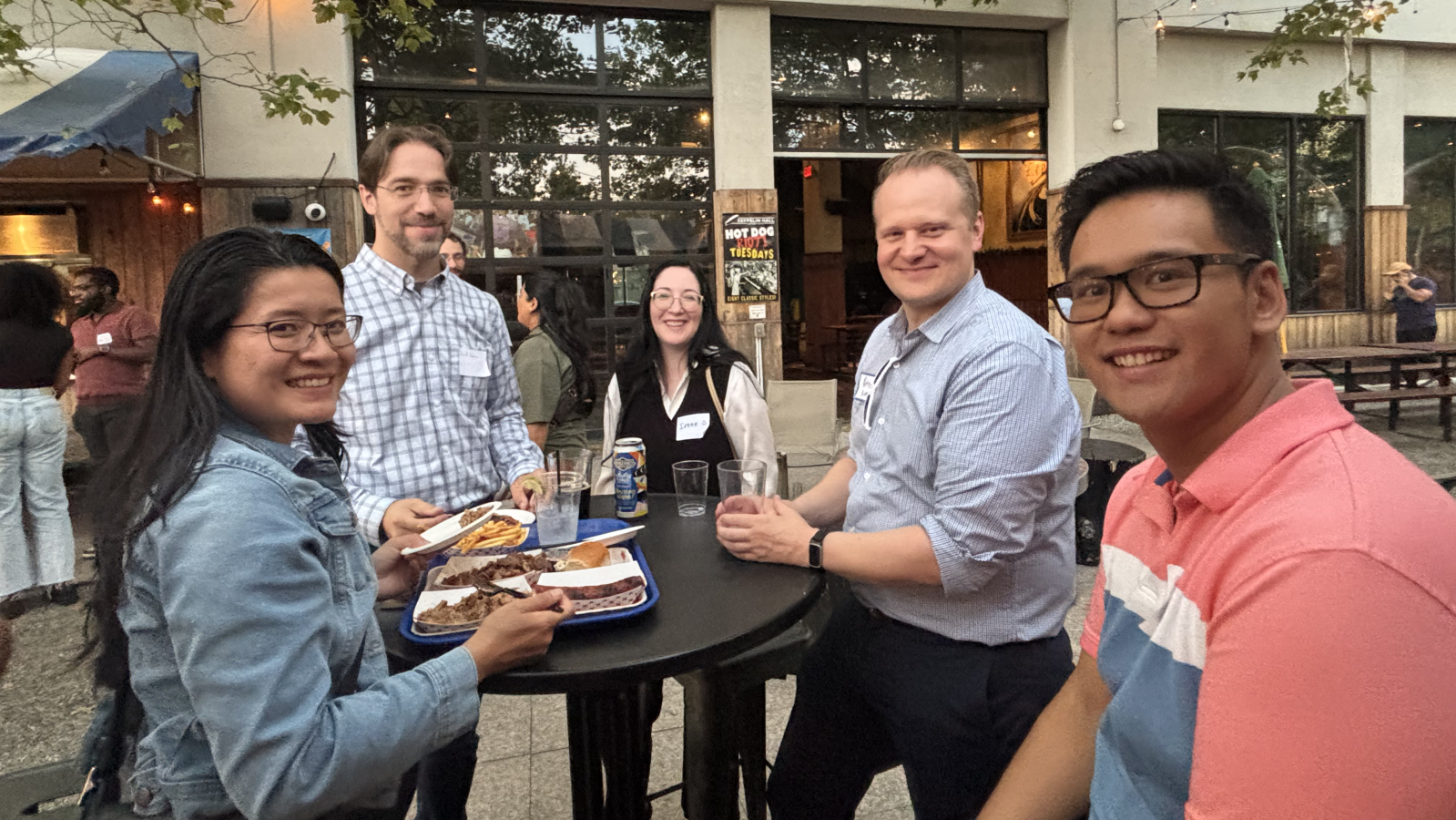 Image of SMLR Alumni socializing at Happy Hour event