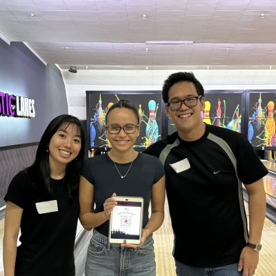 Image of SMLRAA Bowling Mixer attendees with award